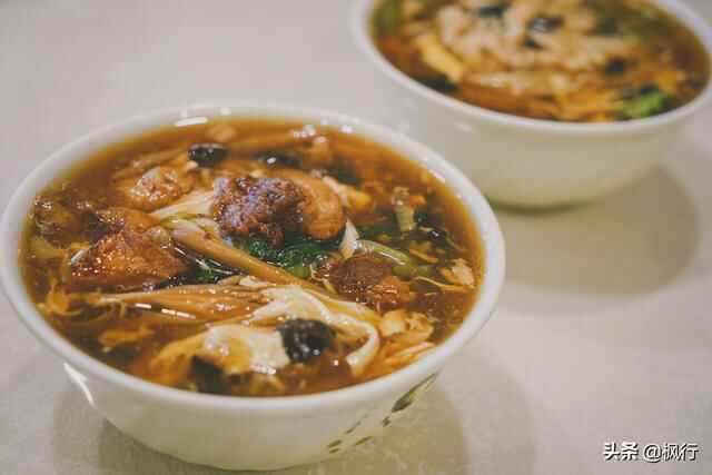 2天烟台旅游可以吃到啥？这4家餐厅14道美食经济实惠都是经典