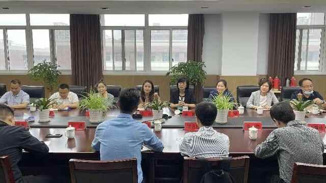 「臻美花中 」“栖智荟·霞科行”——栖霞区政府副区长、科技镇长团团长韩淼一行莅临...