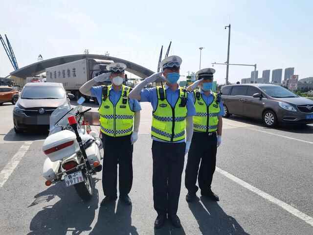 烟台高速交警福山大队一中队：不辱使命 安全保畅