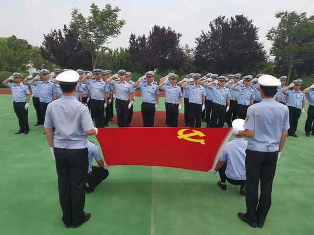 烟台高速交警福山大队一中队：不辱使命 安全保畅