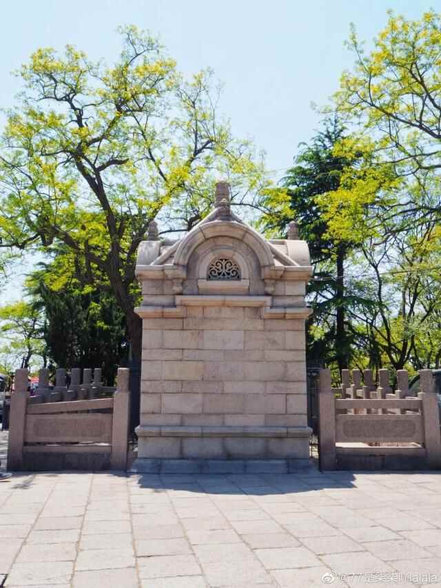 幽幽书香凝固回忆，福山支路6号“褐木庐”的故事等你来听~