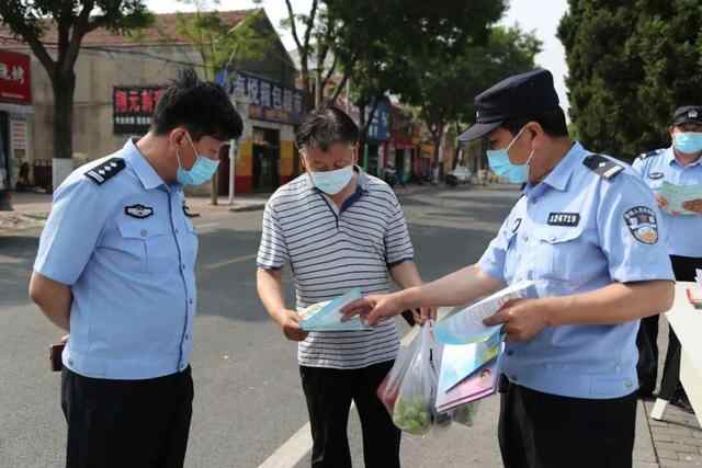 夜间巡查劝导！牟平不文明养犬治理动真格了……