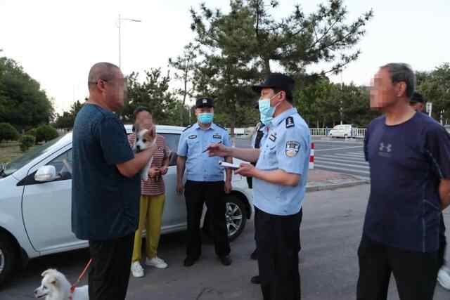 夜间巡查劝导！牟平不文明养犬治理动真格了……
