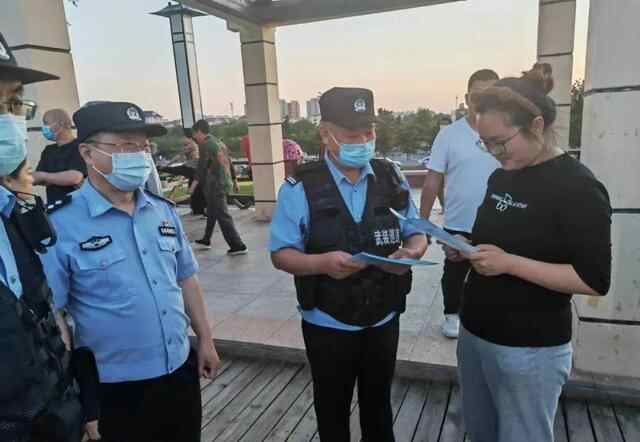 夜间巡查劝导！牟平不文明养犬治理动真格了……