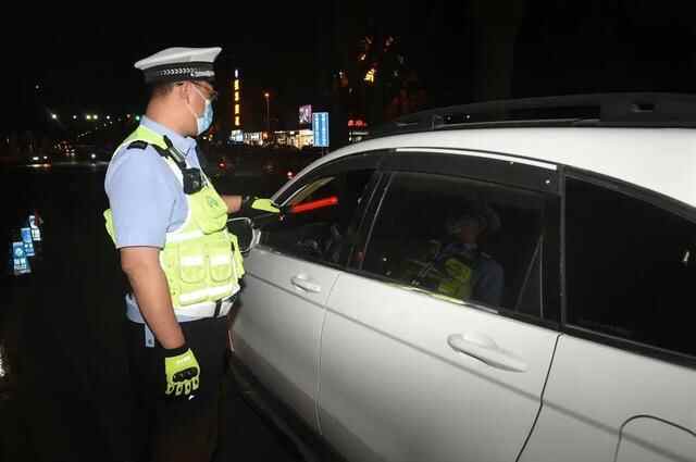 蓬莱公安：藏蓝护航端午添香，佳节安保“粽”享平安