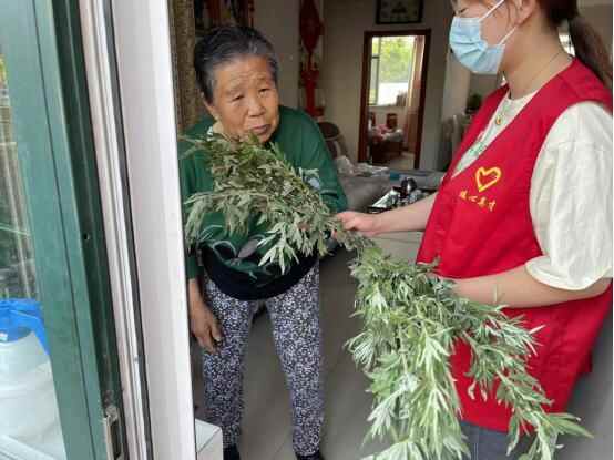 抓服务 强党建：莱州市程郭镇英才社区党组织打造安居乐业幸福家园