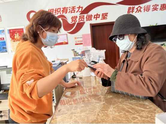 抓服务 强党建：莱州市程郭镇英才社区党组织打造安居乐业幸福家园