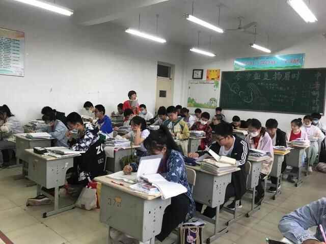 直击牟平中考首日！2751名初四学子迎来人生首次大考