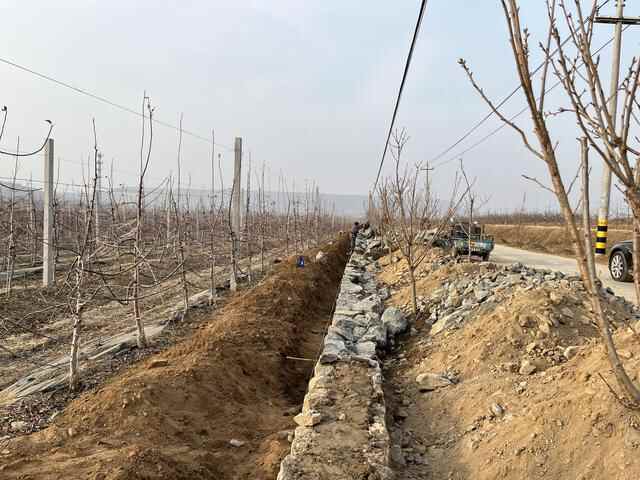 “拆改破立”促蝶变！栖霞市观里镇绘就美丽乡村新画卷