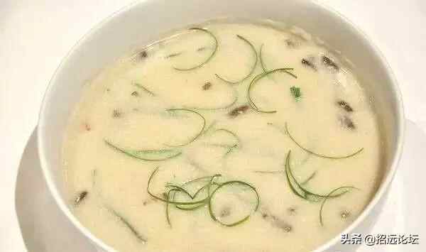 招远这么多美食你吃过几样？毛蛋羊汤粉浆饭，海鲜粉丝芝麻糖。