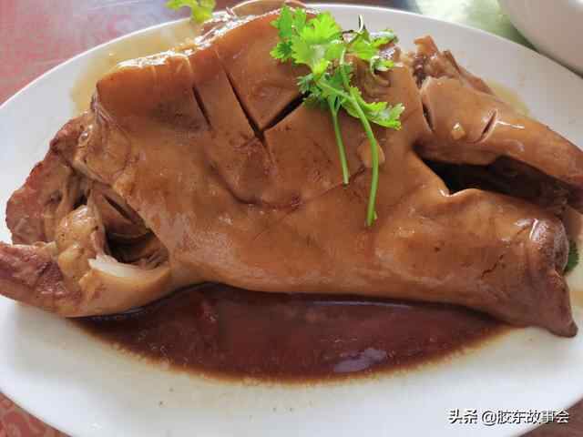 看图：在烟台福山体验乡镇宴席，三大件齐全，菜品也不错