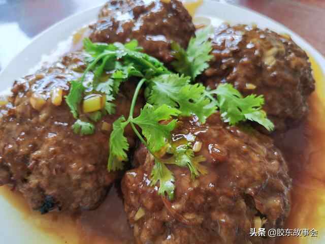 看图：在烟台福山体验乡镇宴席，三大件齐全，菜品也不错