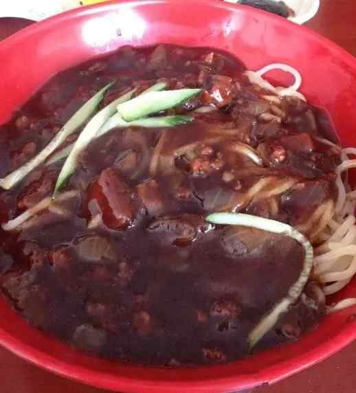 烟台这50家美食馆子，去过一半你就是正宗的烟台吃货！