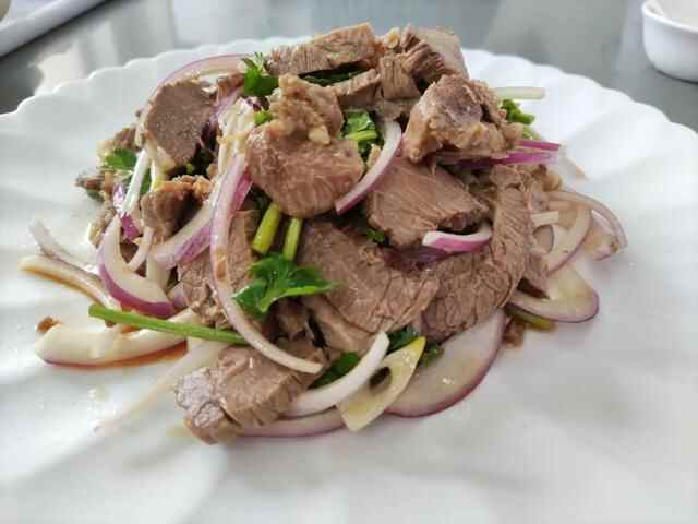 这几天吃腻的“硬菜”就靠这“八大盘”解腻了