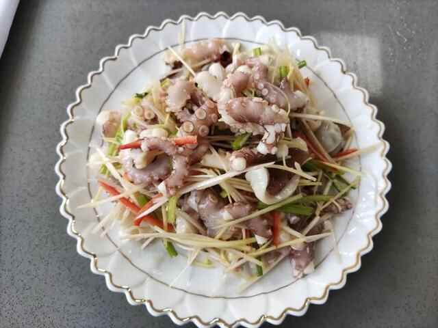 这几天吃腻的“硬菜”就靠这“八大盘”解腻了