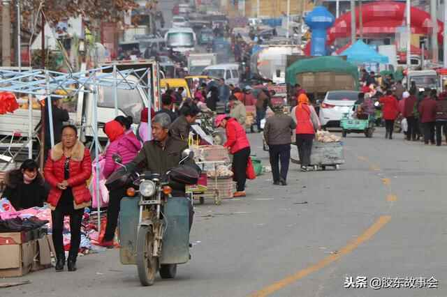 组图：烟台莱阳这个村今天赶山会，看看都有啥好吃的？