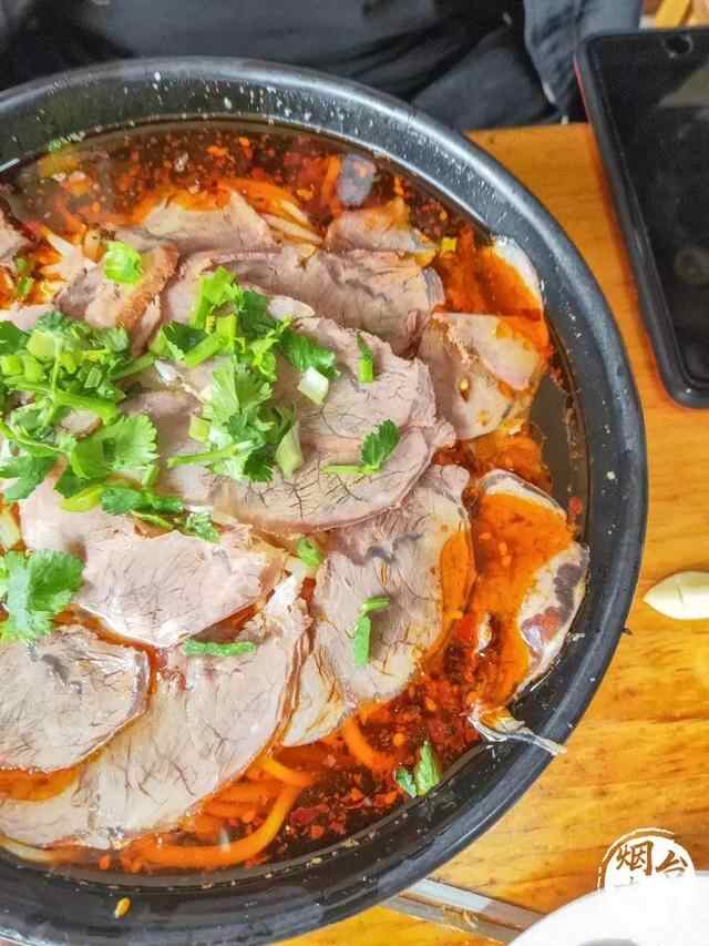 干货！外地朋友来烟台必吃攻略！从小摊吃到星级餐厅