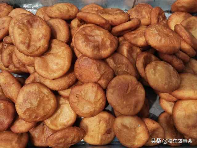 胶东家常美食：夏日炎炎，看蓬莱农村买卖面鱼的热闹场面