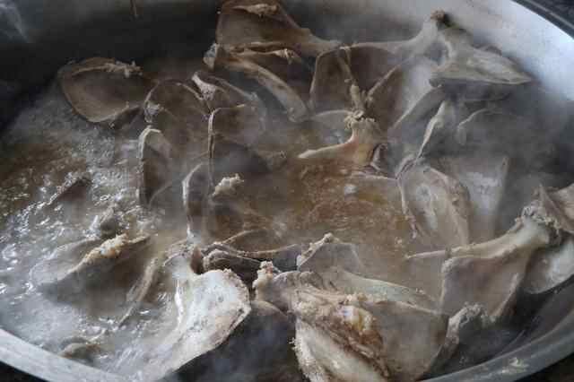 体验：烟台海阳乡镇上的一顿农家饭，看着普通但就好吃