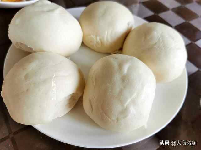 长岛旅游一日三餐之早餐，馒头油条加豆浆，民宿+三餐=300元