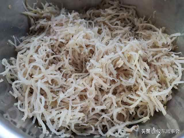 组图：胶东美食之疙瘩丝小饼，曾在莱阳农村很受欢迎