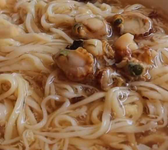 山东蓬莱小面，三块钱一碗，这顿早饭是吃美了