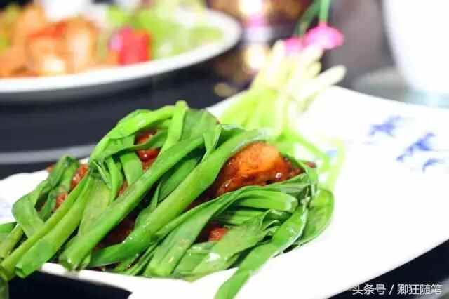 招远这家店因为十二道锋味居然火遍全城！