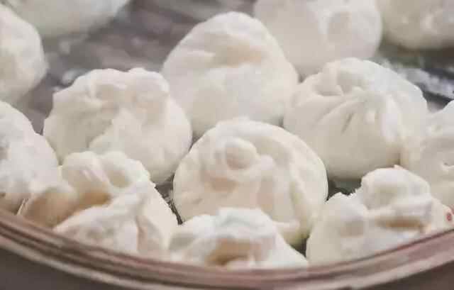 吃在鹤山｜粉粿、南乳猪肉大包，龙口金岗大茶楼招牌早点