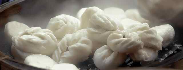 吃在鹤山｜粉粿、南乳猪肉大包，龙口金岗大茶楼招牌早点