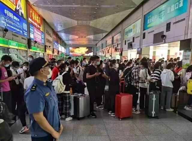 发送客流近15万人，潍坊城区两大汽车站创**以来输客量新高