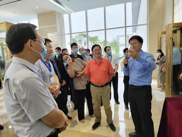 全省新旧动能转换“五年取得突破”现场推进会在潍坊召开