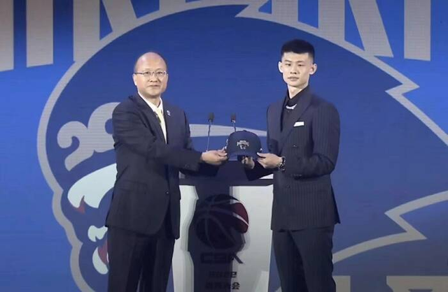 CBA新科状元王岚嵚，是咱潍坊小伙