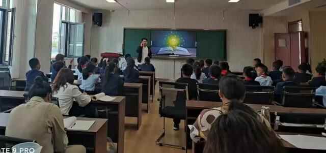 坊子区科学青年教师创新课堂教学大赛在坊子区第二实验学校举行