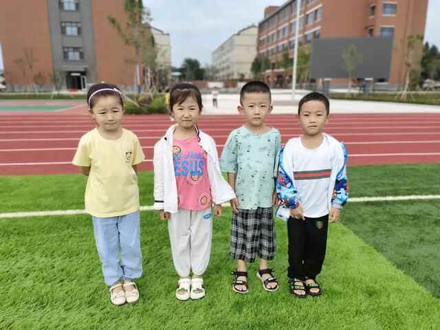 希望之托，南苑启航！安丘市南苑小学2021级新生开学第一天