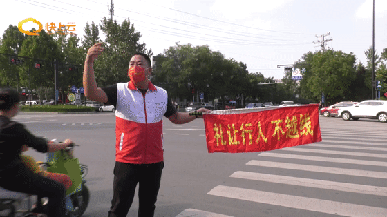 这是节日里的潍坊，是永不停歇奋斗中的潍坊！