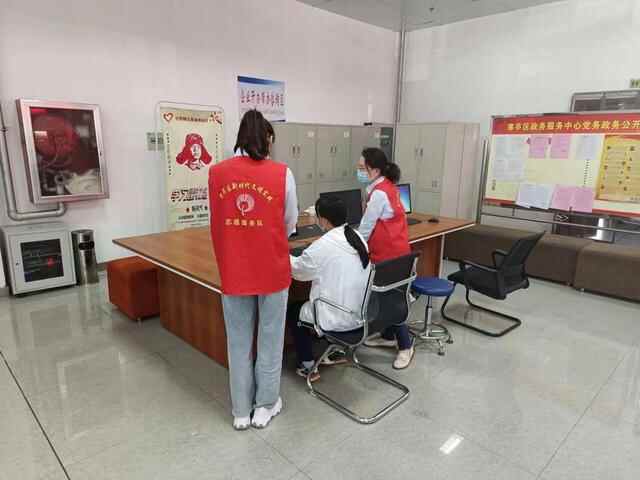 寒亭区构建“一二三四”服务机制推动“帮办代办+志愿者”服务品牌走深走实