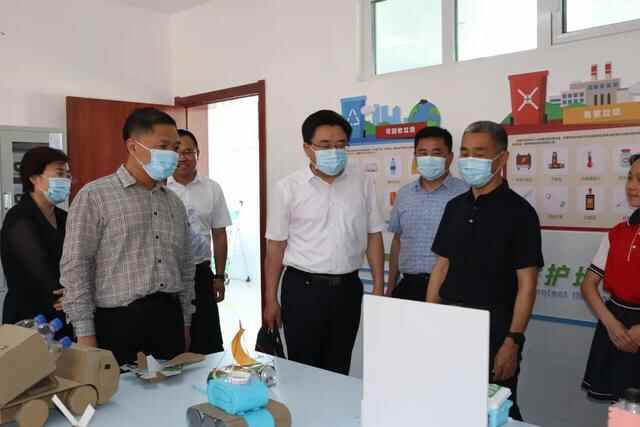 坊子区“小手拉大手 共建文明城”系列活动启动仪式在理想小学举行