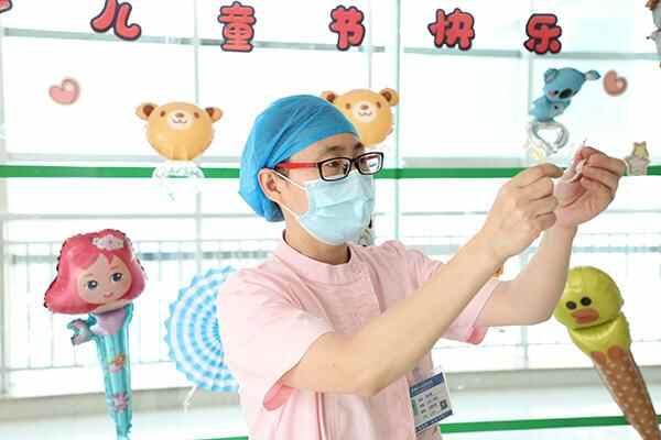 诸城市人民医院开展“六一儿童节”暖心系列活动