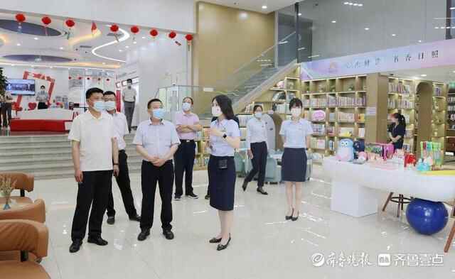 寿光农商银行、寿光市交通局等相关单位到东港农商银行交流考察