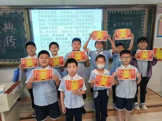 寒亭区霞飞路小学举行综合实践课程展示汇报活动