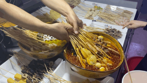 青州夜太美，这里的人为美食熬着夜