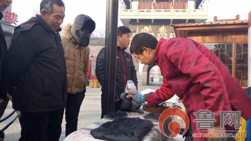 奎文门美食文化街正式开街纳客
