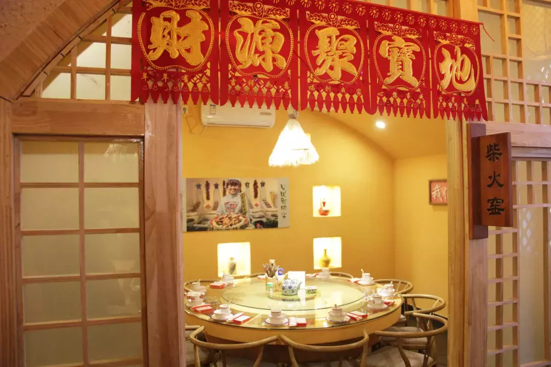 舌尖上的中国“泥巴炉子柴火饭”来诸城了，一秒带你回到小时候