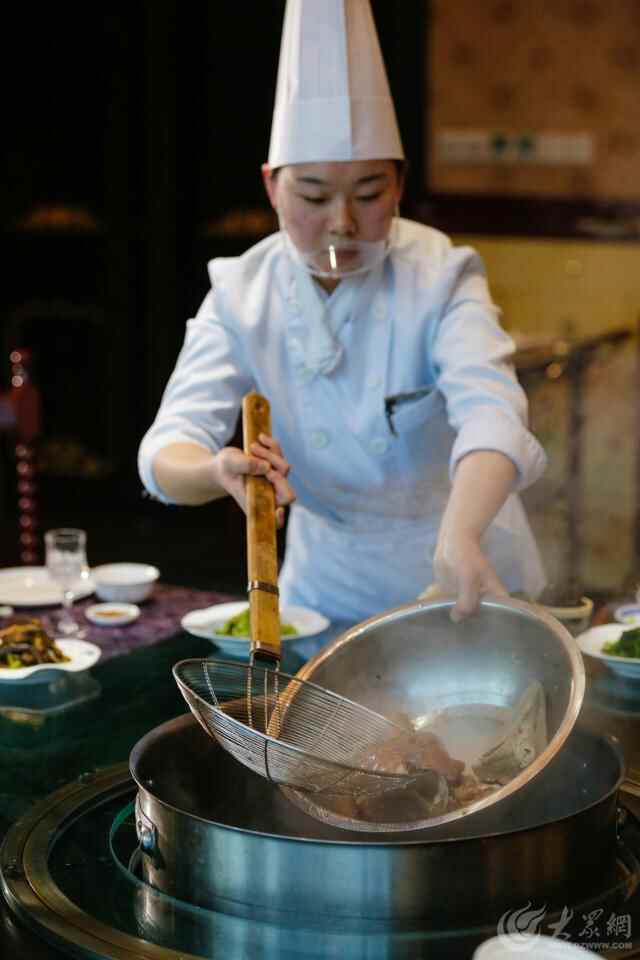肉火烧、朝天锅、黄焖甲鱼汤……潍坊这些美食你都吃过吗？