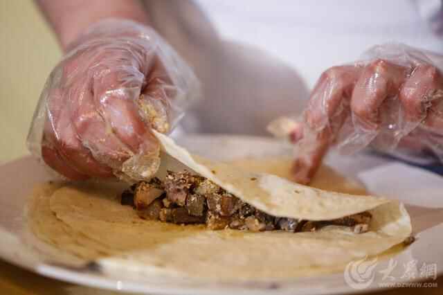 肉火烧、朝天锅、黄焖甲鱼汤……潍坊这些美食你都吃过吗？
