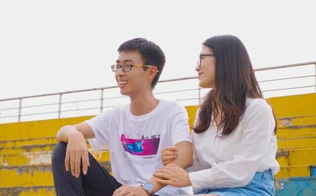 济宁学院学霸情侣，398和401分，考上中国地质大学研究生