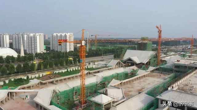 枫叶小镇奥特莱斯（济宁）：全力以赴抢抓进度 确保早日...