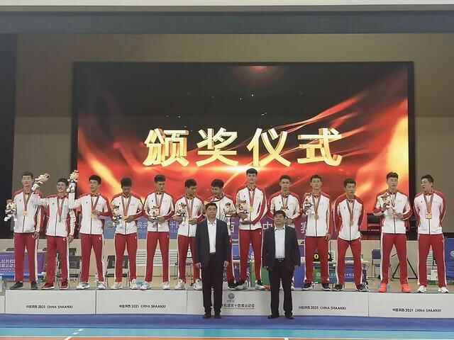 济宁籍运动员张颢檬、薛锦浩助力山东小男排夺全运会金牌