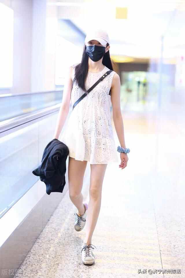 刘浩存初心有担当：回眸一笑百魅生，济宁摄影点评随笔札记撷英