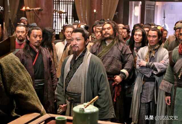 梁山有位好汉，其实是“朝廷奸细”，施耐庵在取名时就已经透露